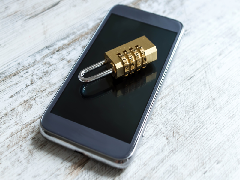 Celular Seguro: governo lança app para bloquear celulares roubados